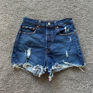 Levi’s Ribcage Shorts